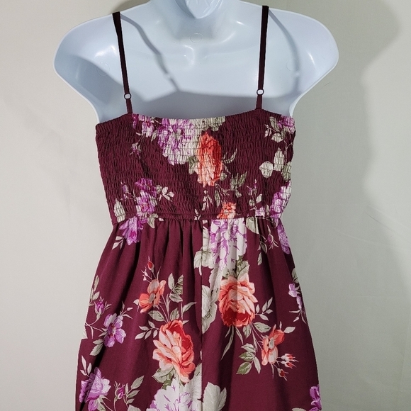 Band Of Gypsie Burgundy Floral Wide Leg Smocked Back Full Length Romper Sz XS - Picture 5 of 11